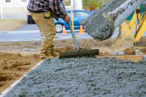 Best Concrete Driveway Installation in Kingston, IL
